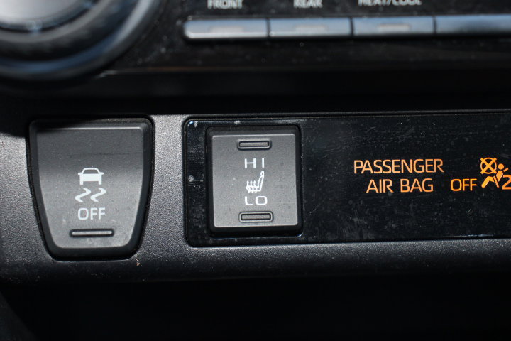 Certified 2022 Toyota RAV4 SE image 27