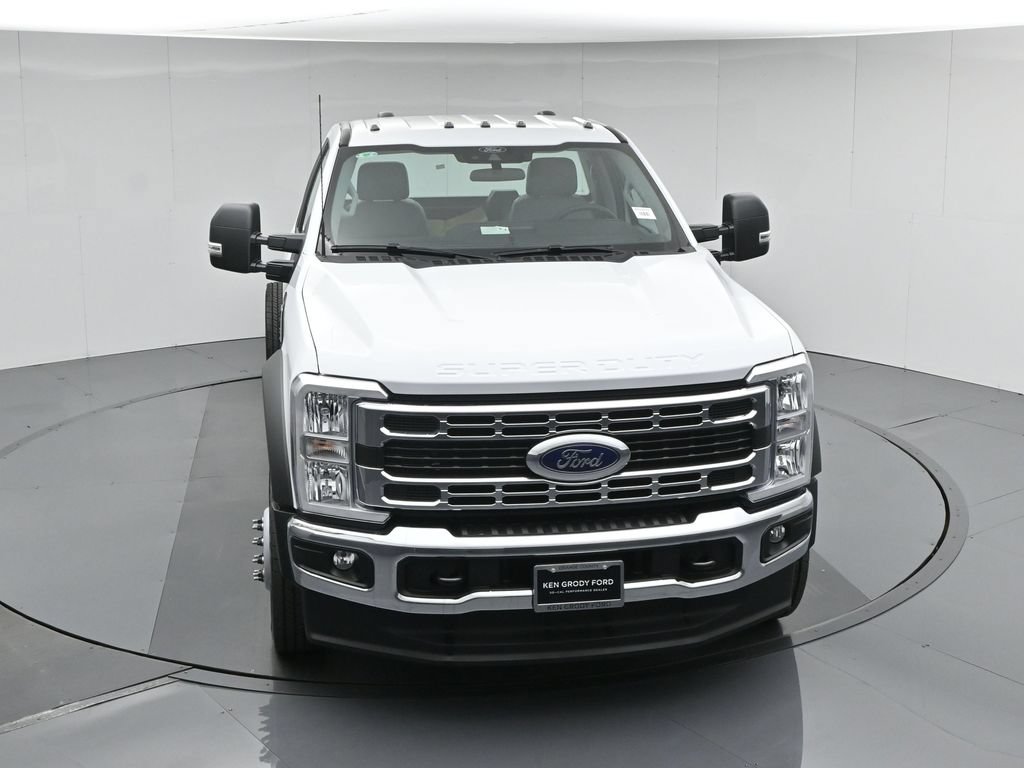 New 2026 Ford F450 XL w/ XL Chrome Package RWD image 34