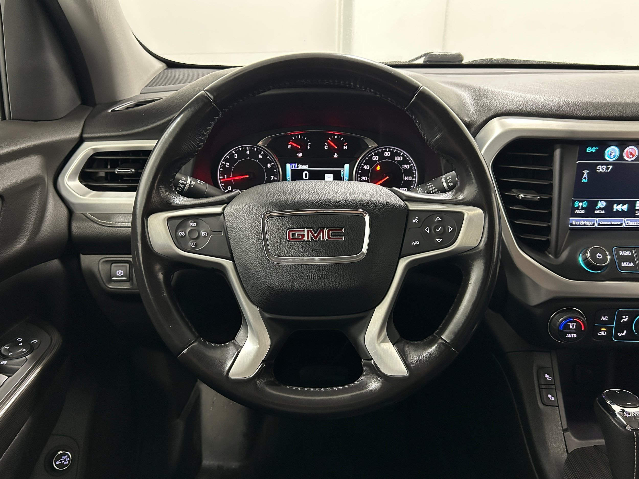 Used 2019 GMC Acadia SLT AWD/4WD image 13