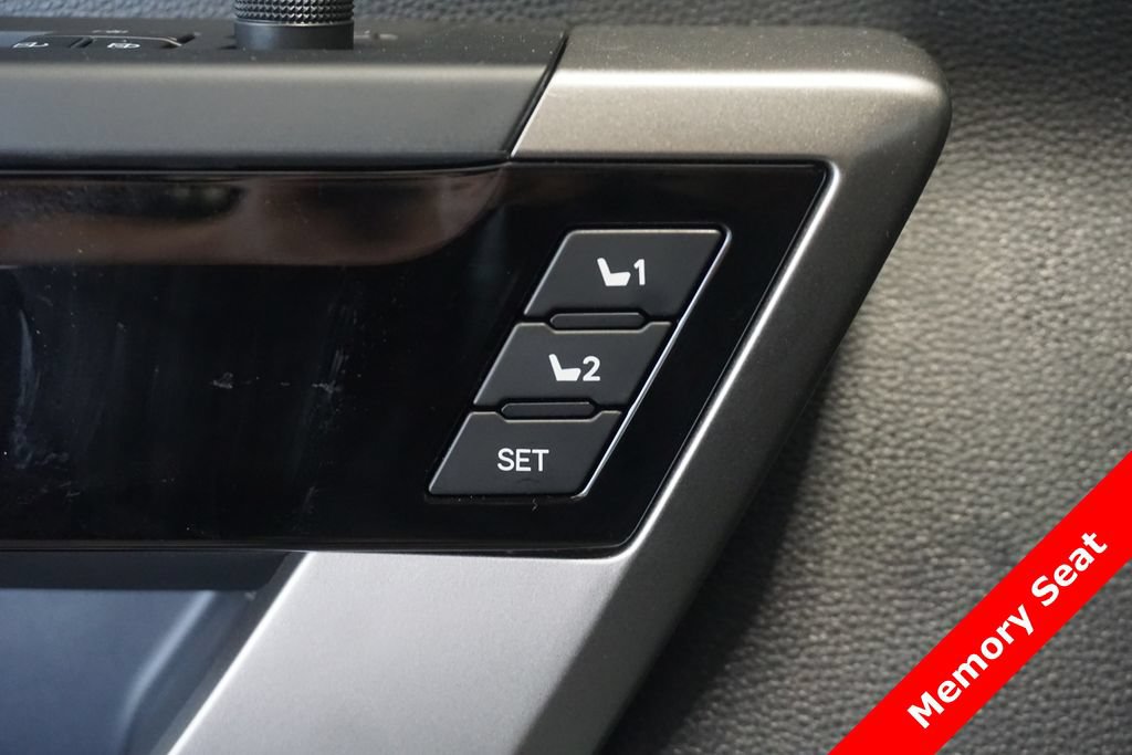 New 2026 Toyota Tundra Limited AWD/4WD image 7