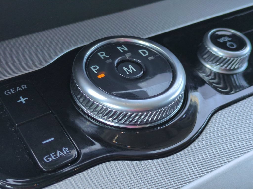 Used 2025 Ford Expedition Active RWD image 23