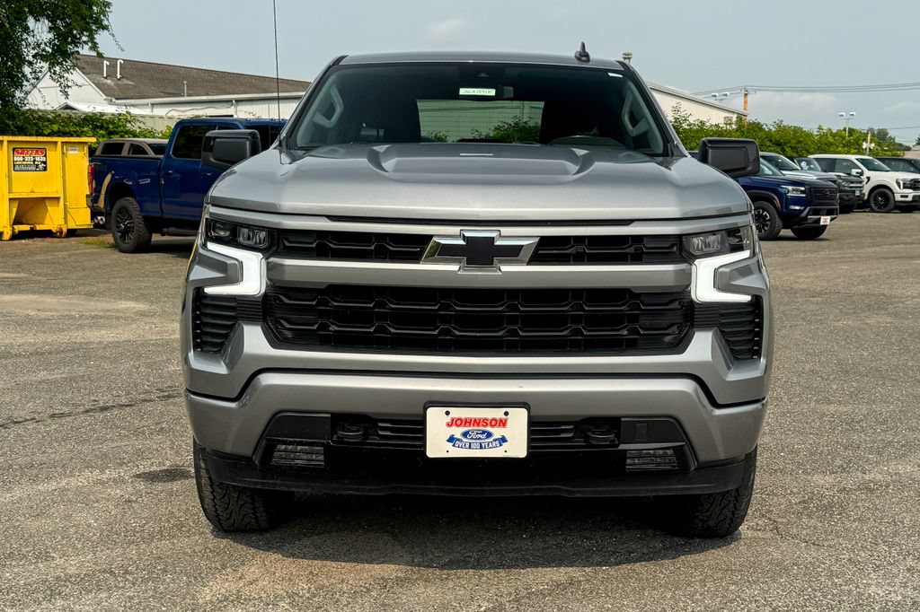 Used 2024 Chevrolet Silverado 1500 RST w/ Rally Edition AWD/4WD image 8
