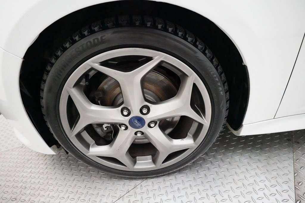 Used 2018 Ford Focus ST image 26