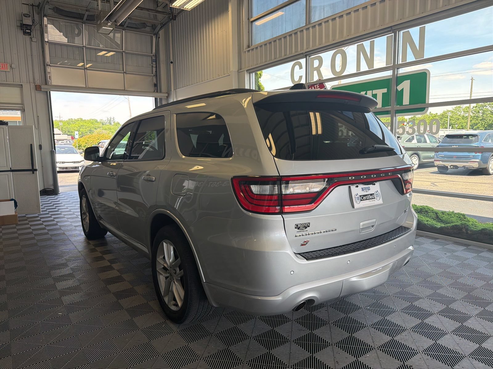 Used 2024 Dodge Durango R/T AWD/4WD image 4