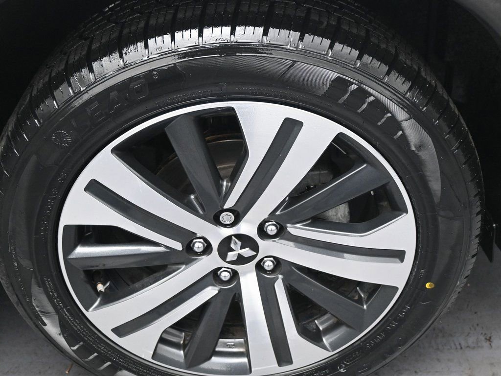 Used 2023 Mitsubishi Outlander Sport SE image 39