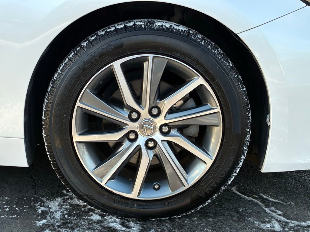 Used 2018 Lexus ES 300h image 46