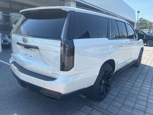 Certified 2025 Cadillac Escalade ESV Sport w/ Touring Package image 9