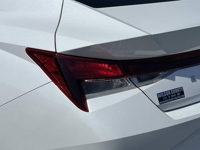 Certified 2021 Hyundai Elantra SEL w/ Cargo Package FWD image 10