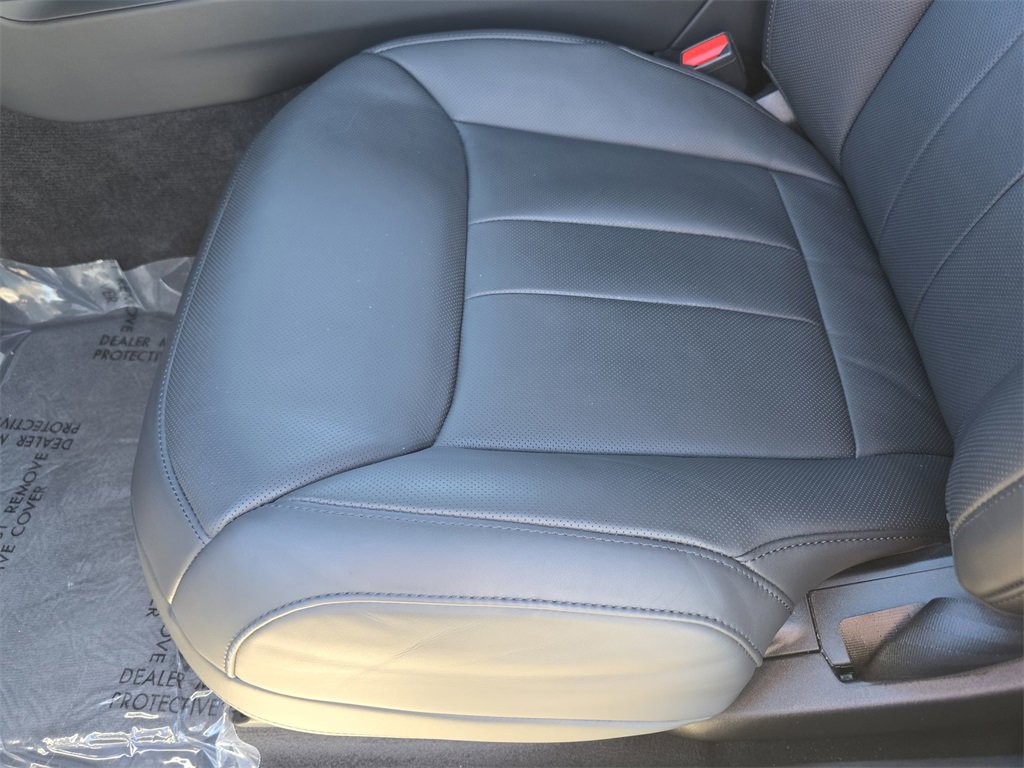 Certified 2025 Land Rover Range Rover Sport Dynamic SE image 30