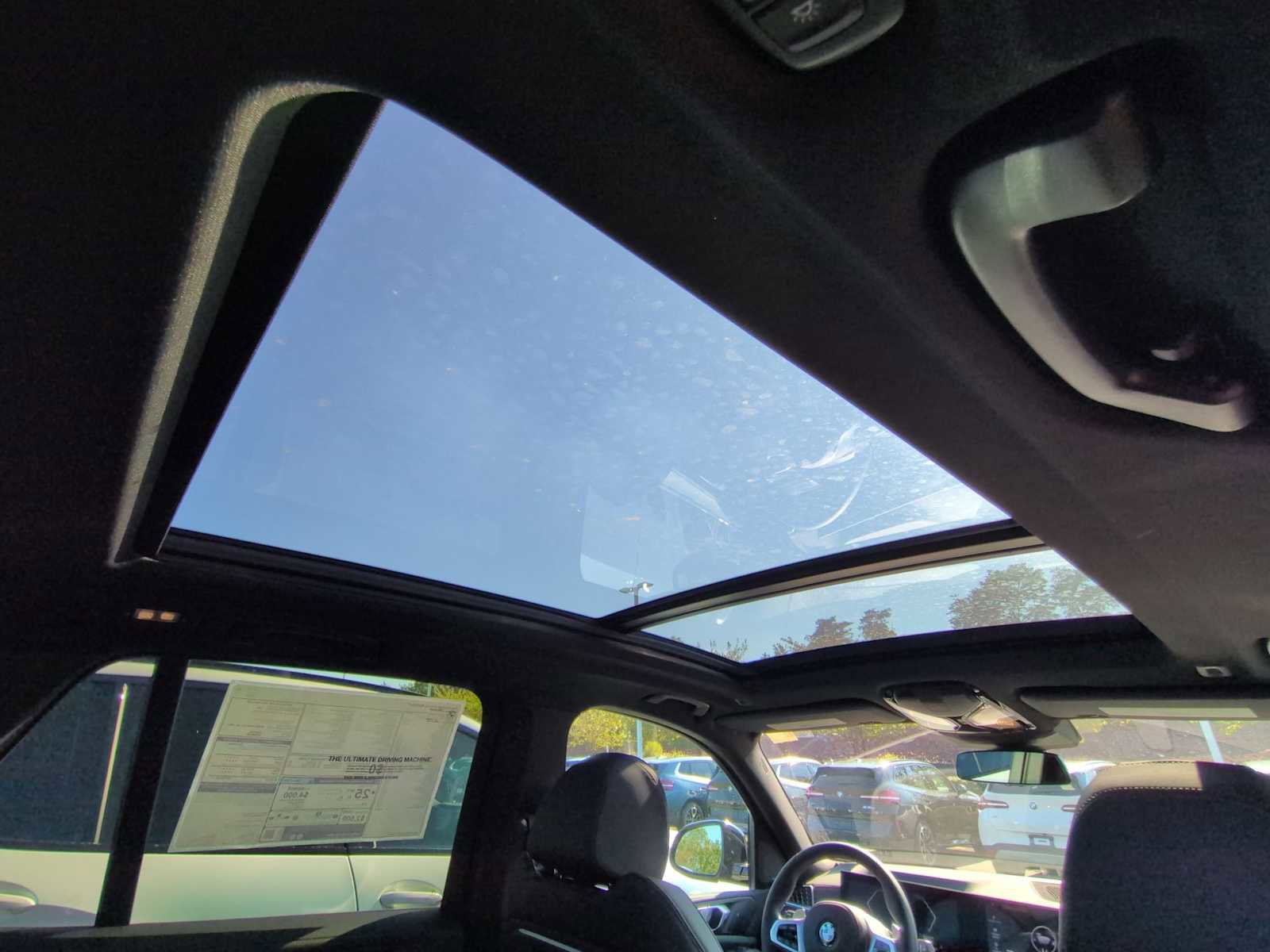 Used 2026 BMW X5 xDrive40i w/ M Sport Package image 23