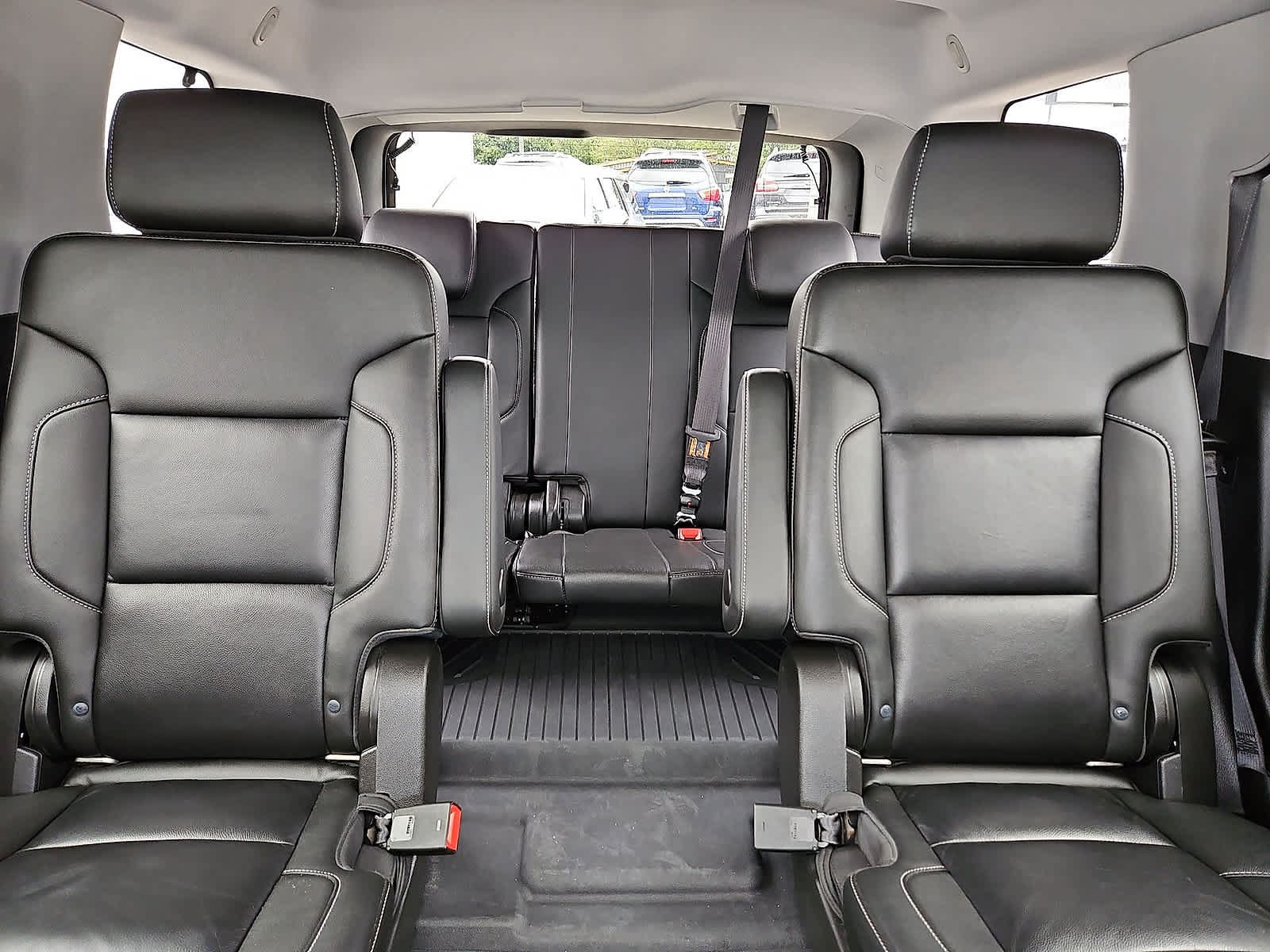 Used 2019 Chevrolet Tahoe LT AWD/4WD image 14