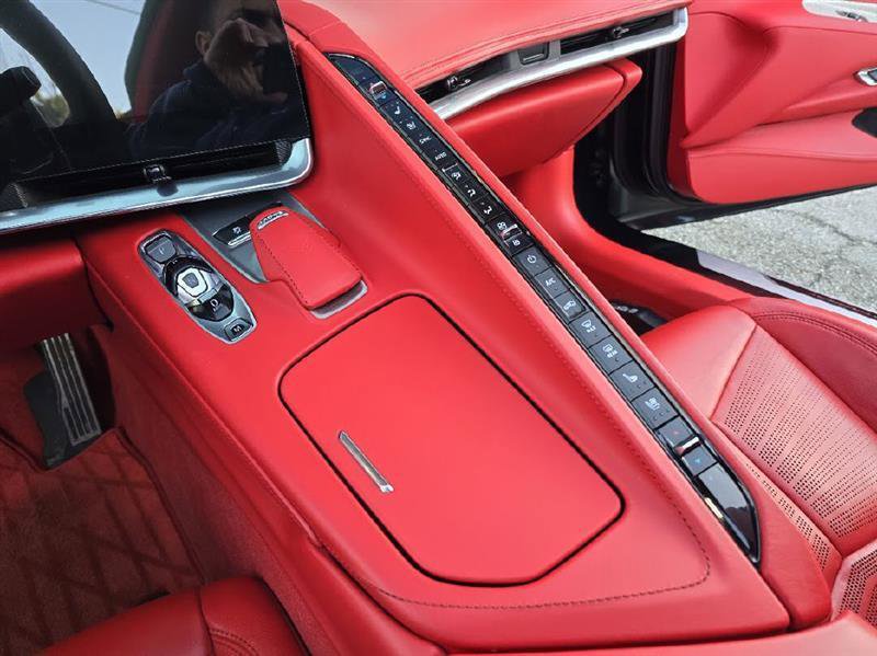 Used 2023 Chevrolet Corvette Stingray Premium Cpe w/ Z51 Performance Package RWD image 28