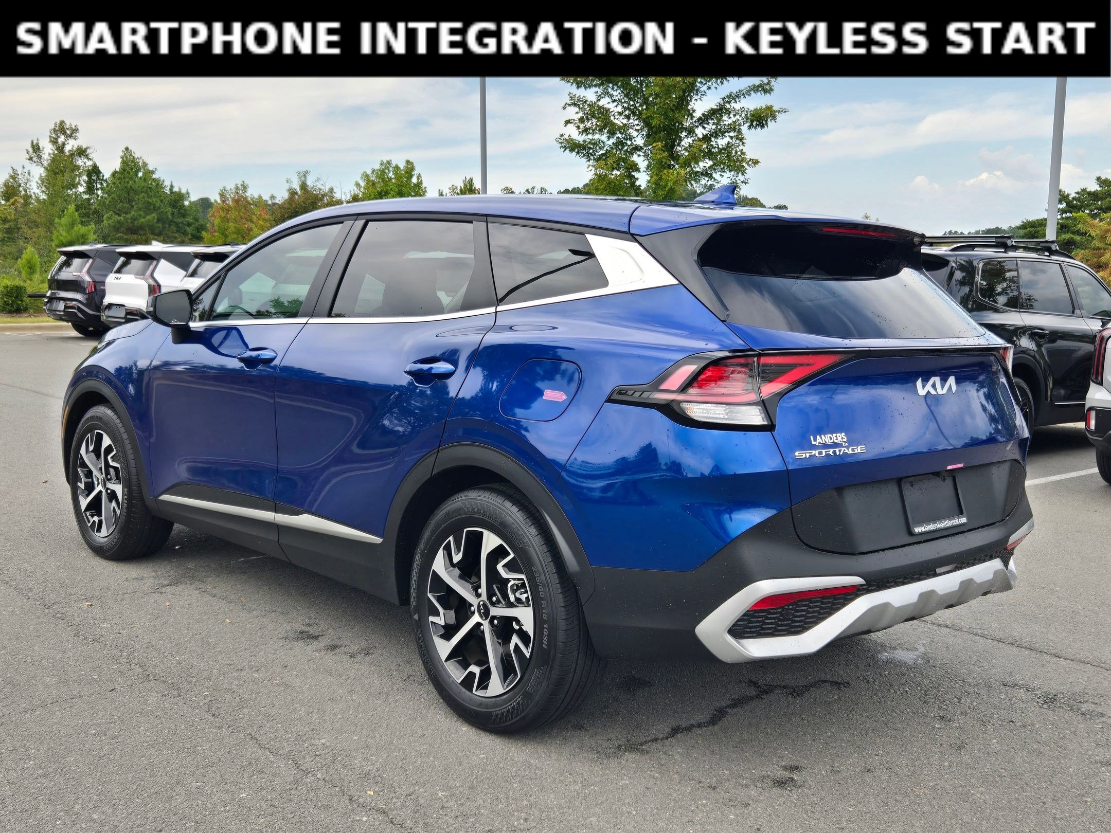 Used 2025 Kia Sportage EX image 5