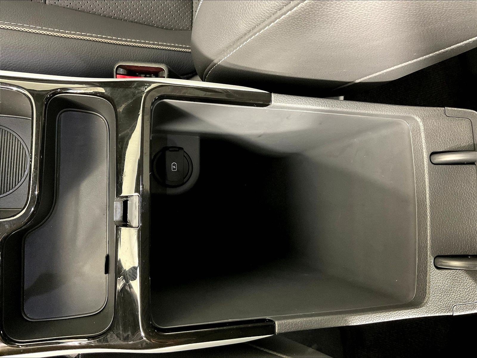 Used 2019 Hyundai Ioniq Limited FWD image 16