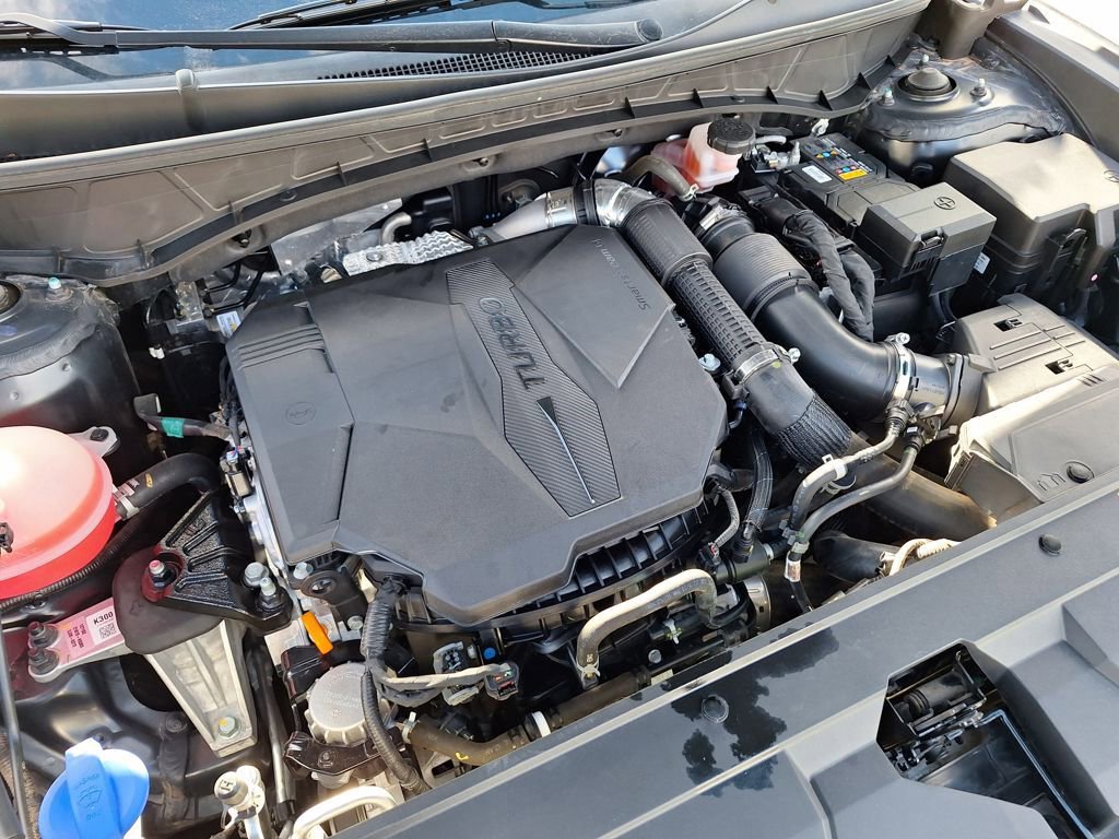 Certified 2023 Hyundai Santa Cruz Limited w/ Cargo Package image 31