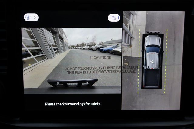 New 2026 Ford F250 Lariat w/ Black Appearance Package image 9