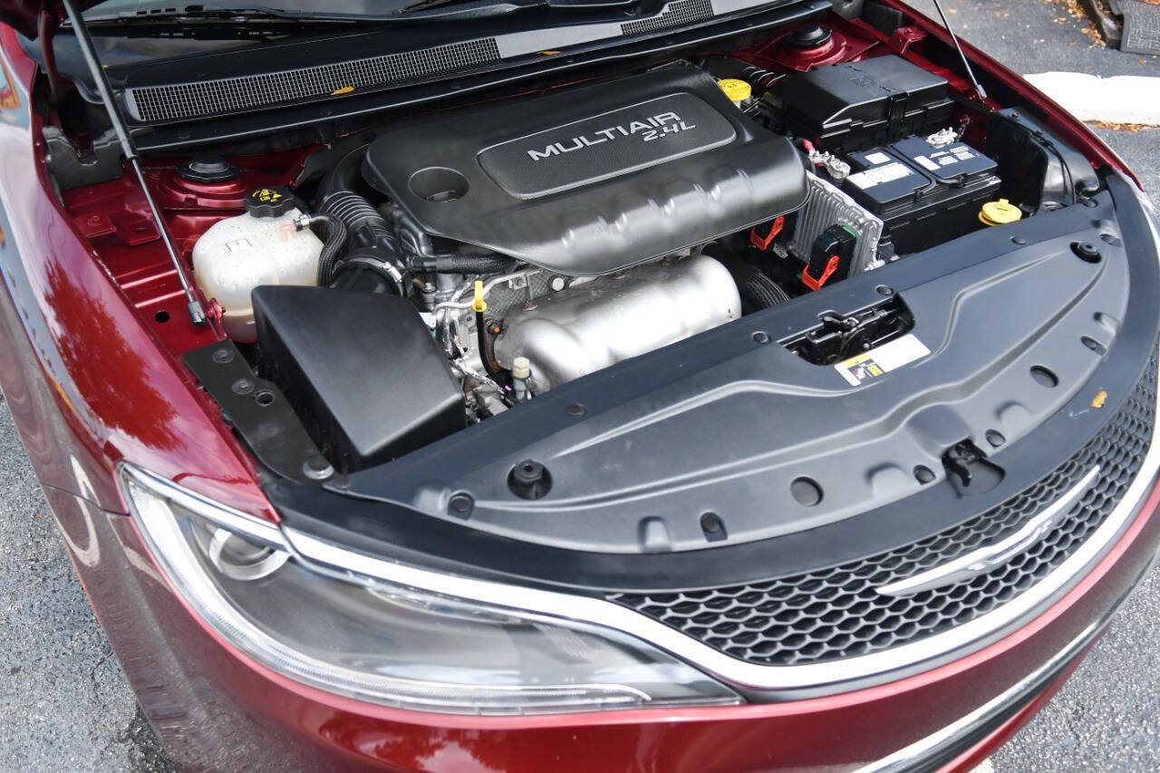 Used 2015 Chrysler 200 Limited FWD image 21