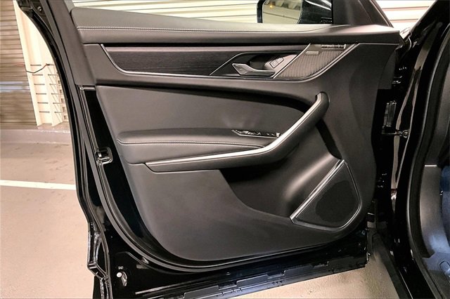 Certified 2025 Jaguar F-PACE R-Dynamic S image 26