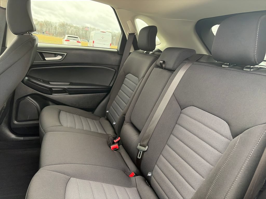 Used 2024 Ford Edge SE AWD/4WD image 28
