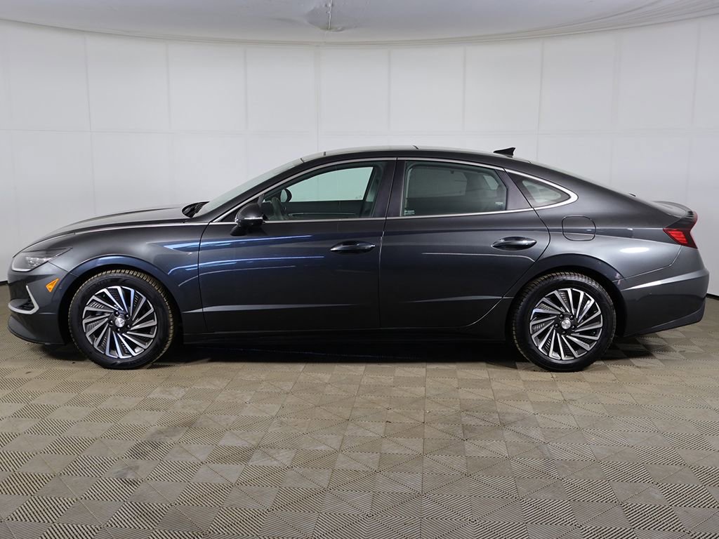 Used 2023 Hyundai Sonata Limited FWD image 17