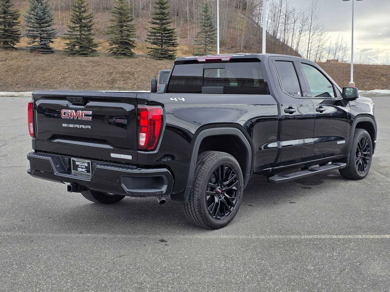 New 2026 GMC Sierra 1500 Elevation w/ Preferred Package AWD/4WD image 4
