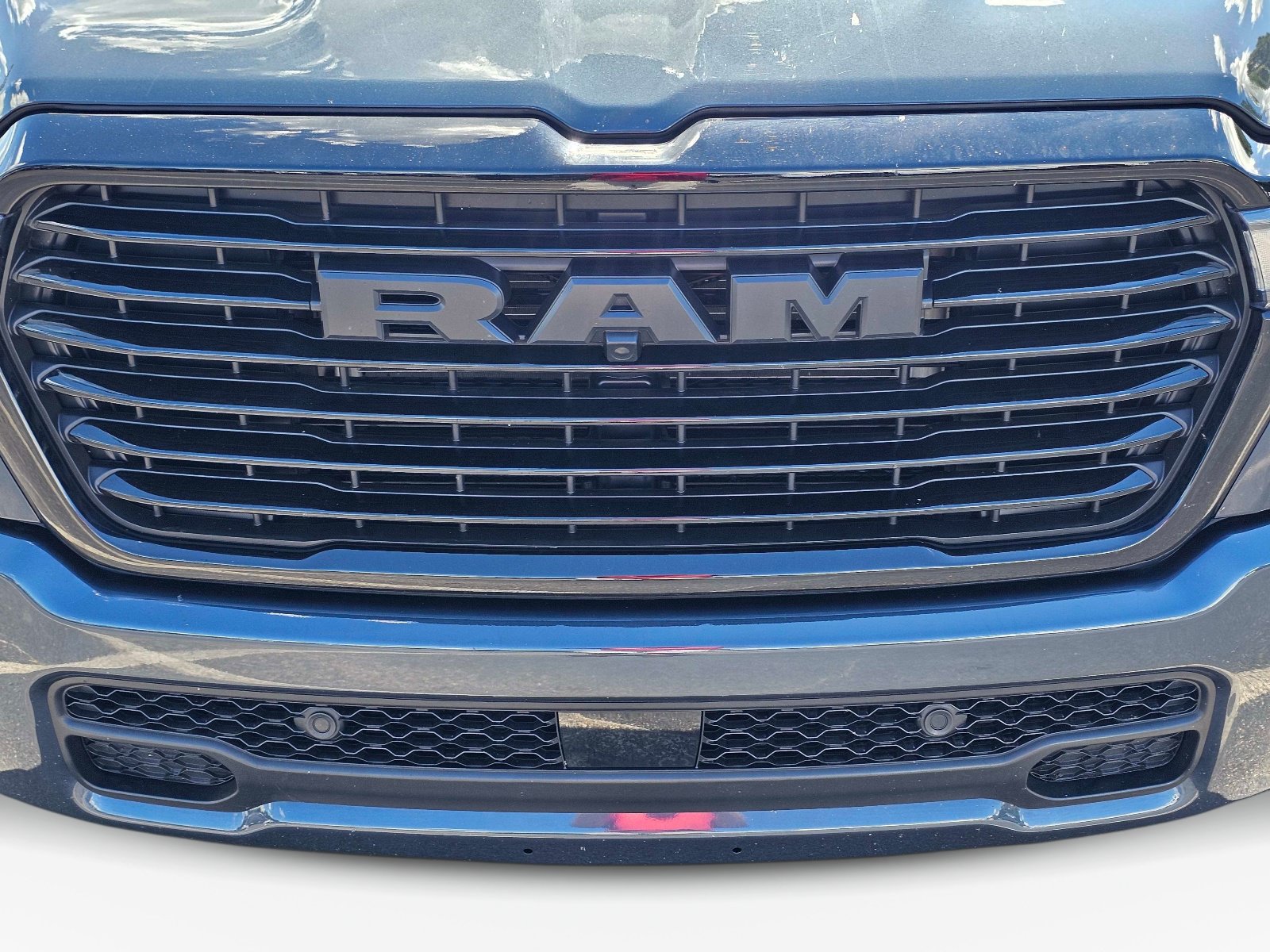 Used 2026 RAM 1500 Laramie w/ Night Edition AWD/4WD image 3