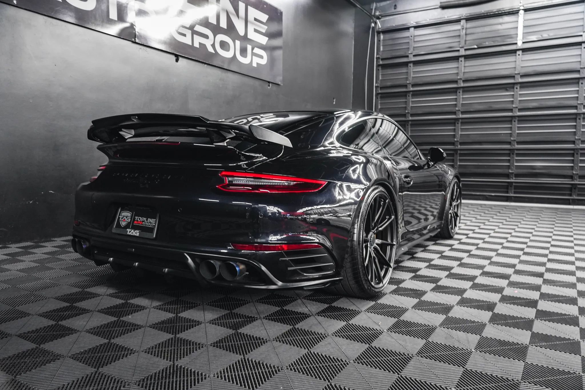 Used 2015 Porsche 911 Turbo S AWD/4WD image 23