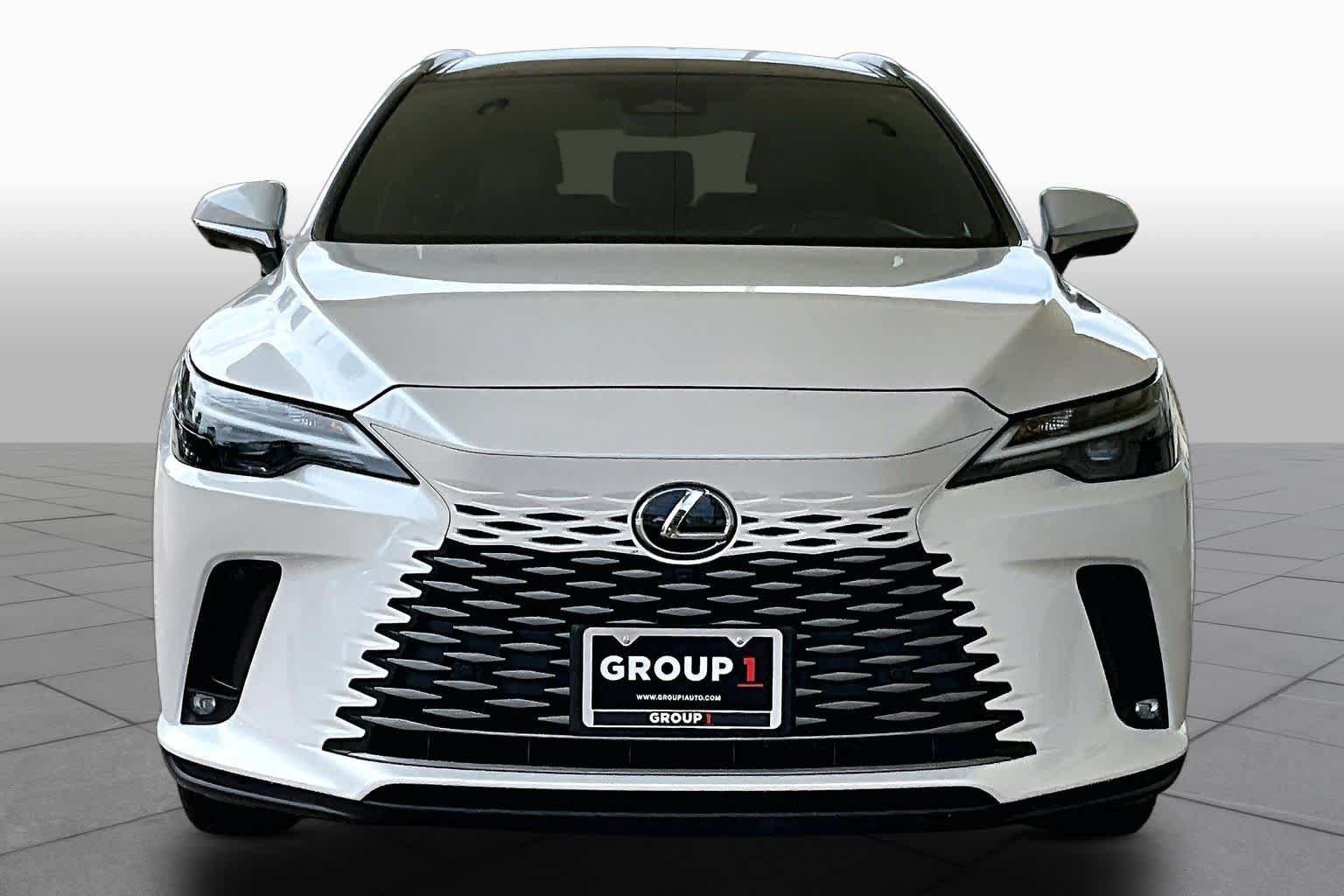 Used 2023 Lexus RX 350 Premium Plus w/ Cold Area Package FWD image 4