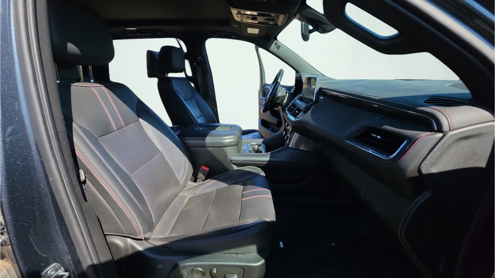 Used 2021 Chevrolet Tahoe RST w/ Rear Media and Nav Package AWD/4WD image 22