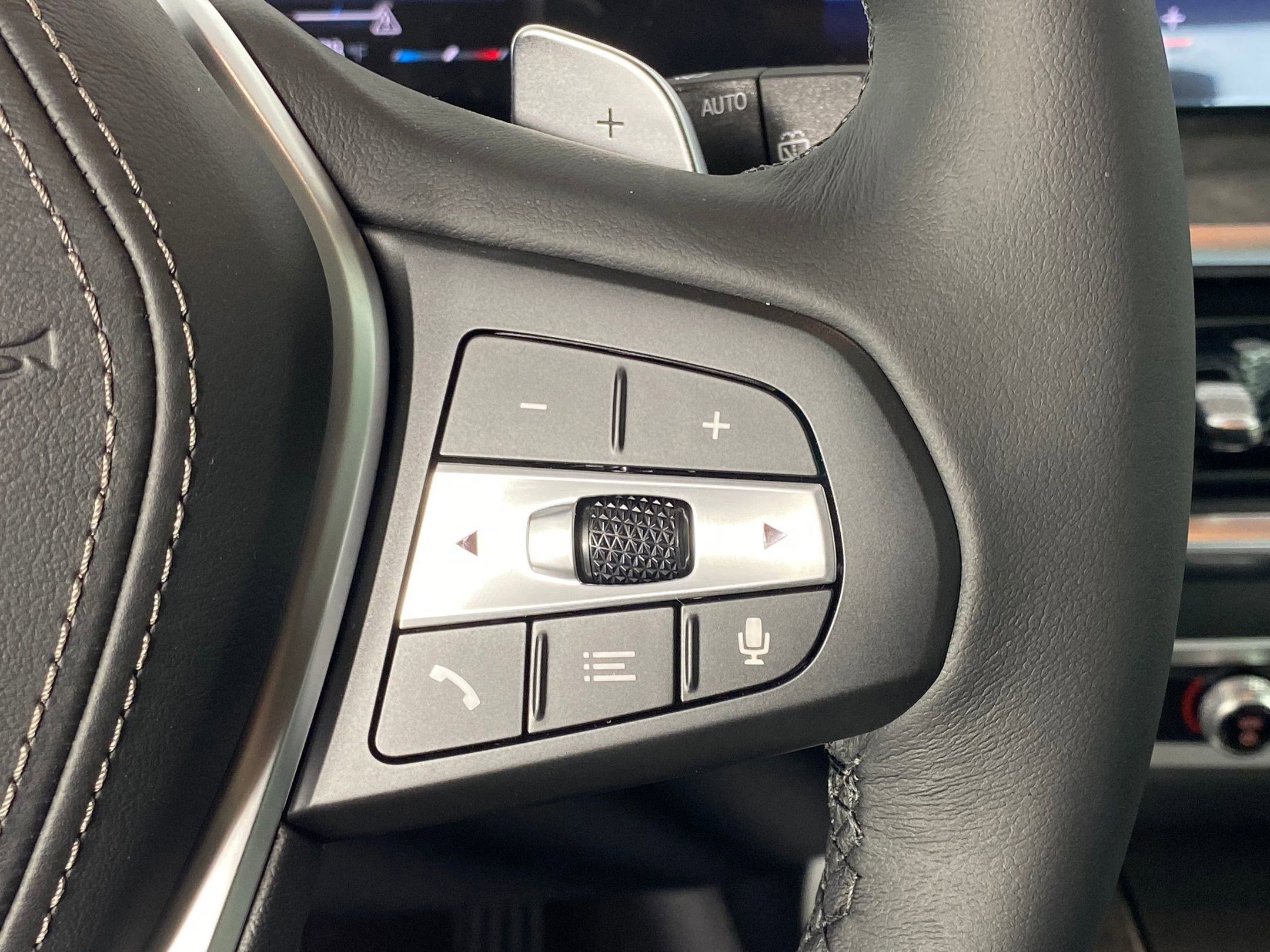 Used 2026 BMW X5 sDrive40i w/ Premium Package RWD image 28