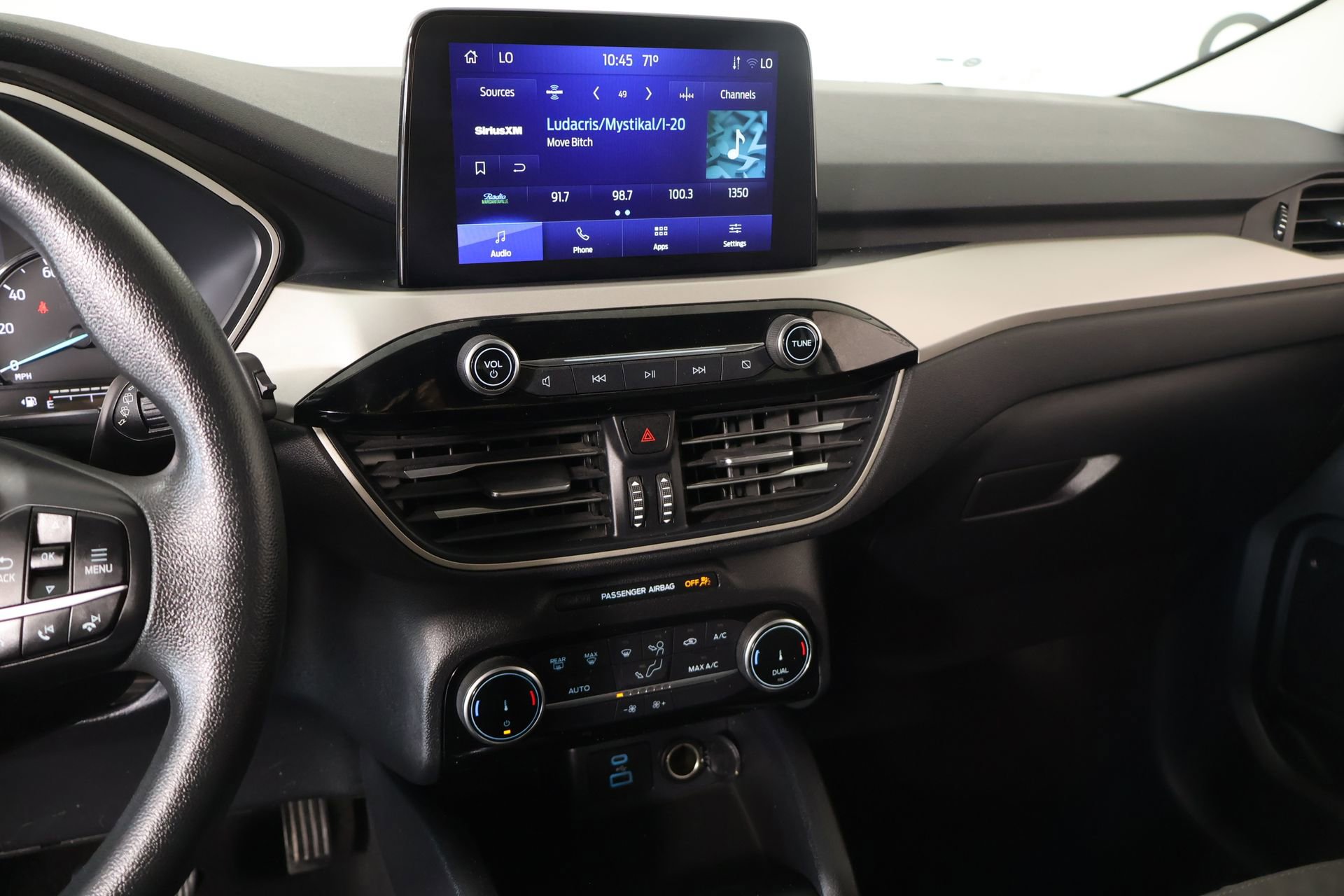 Used 2022 Ford Escape SE FWD image 5