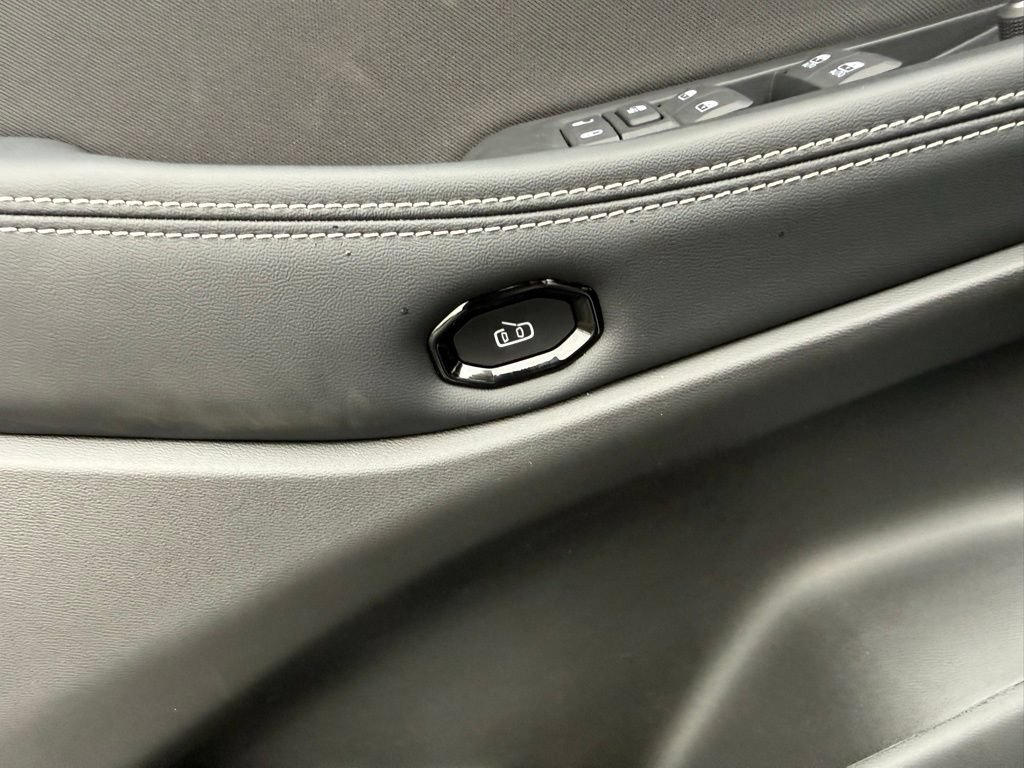 New 2026 Jeep Cherokee Laredo AWD/4WD image 13