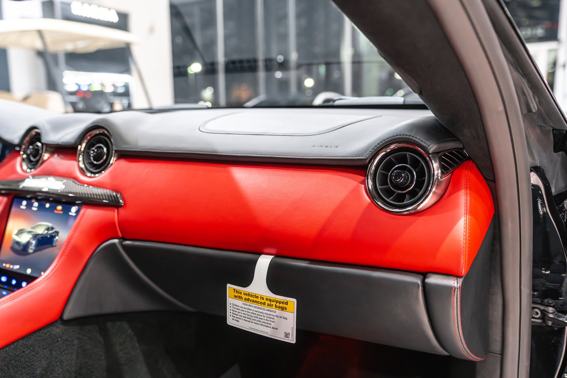 Used 2025 Karma Revero Luxury image 29