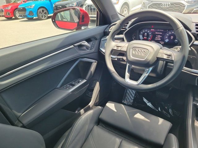 Certified 2025 Audi Q3 2.0T Premium w/ Convenience Package AWD/4WD image 13