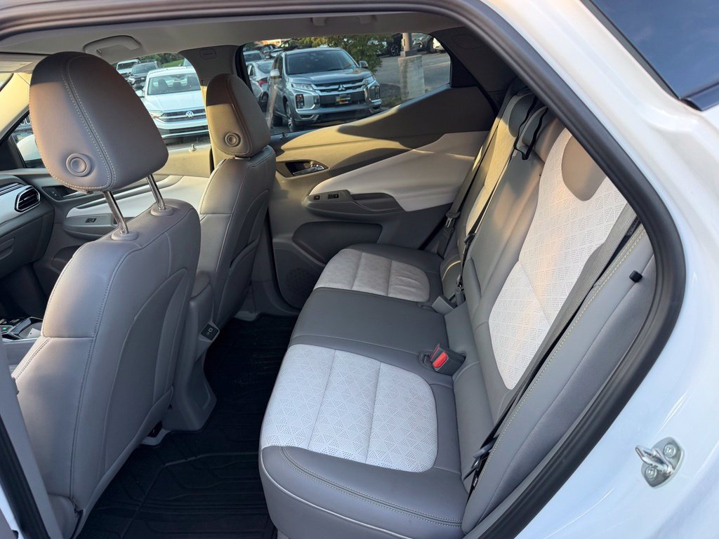 Used 2023 Chevrolet Bolt EUV Premier FWD image 10
