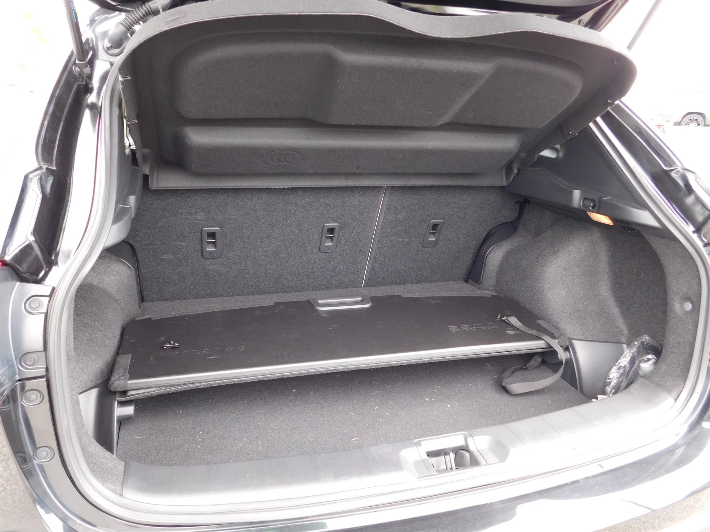 Used 2021 Nissan Rogue Sport SL FWD image 8