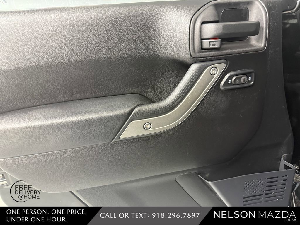 Used 2015 Jeep Wrangler Unlimited Sport w/ Quick Order Package 24S AWD/4WD image 19