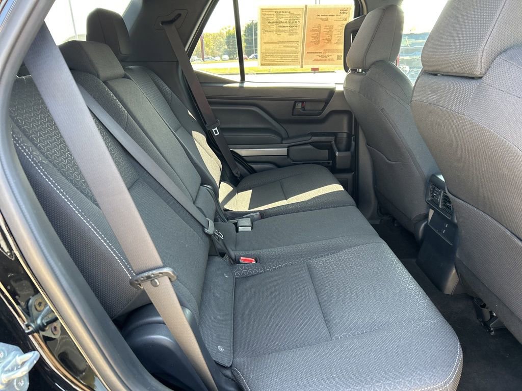 Used 2025 Toyota 4Runner SR5 image 18