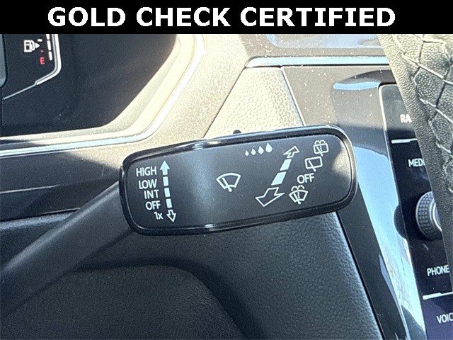 Used 2020 Volkswagen Tiguan SEL image 26