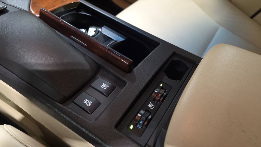 Used 2013 Lexus RX 350 350 w/ Navigation Pkg image 26