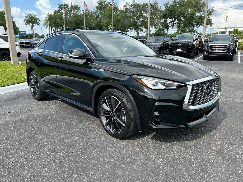 Used 2023 INFINITI QX55 Luxe w/ Cargo Package AWD/4WD image 3