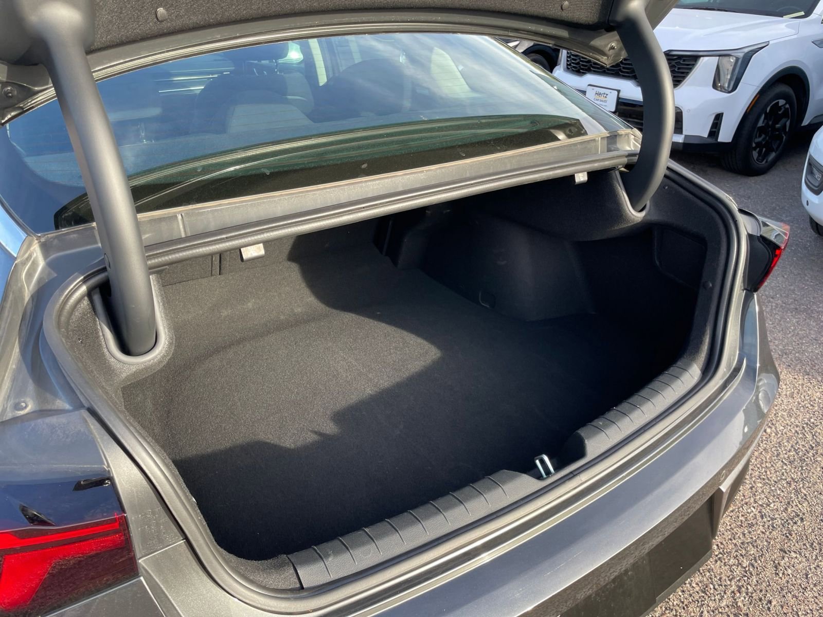 Used 2025 Kia K5 LXS image 31