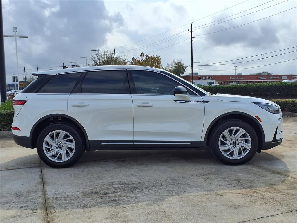 Used 2025 Lincoln Corsair FWD image 8