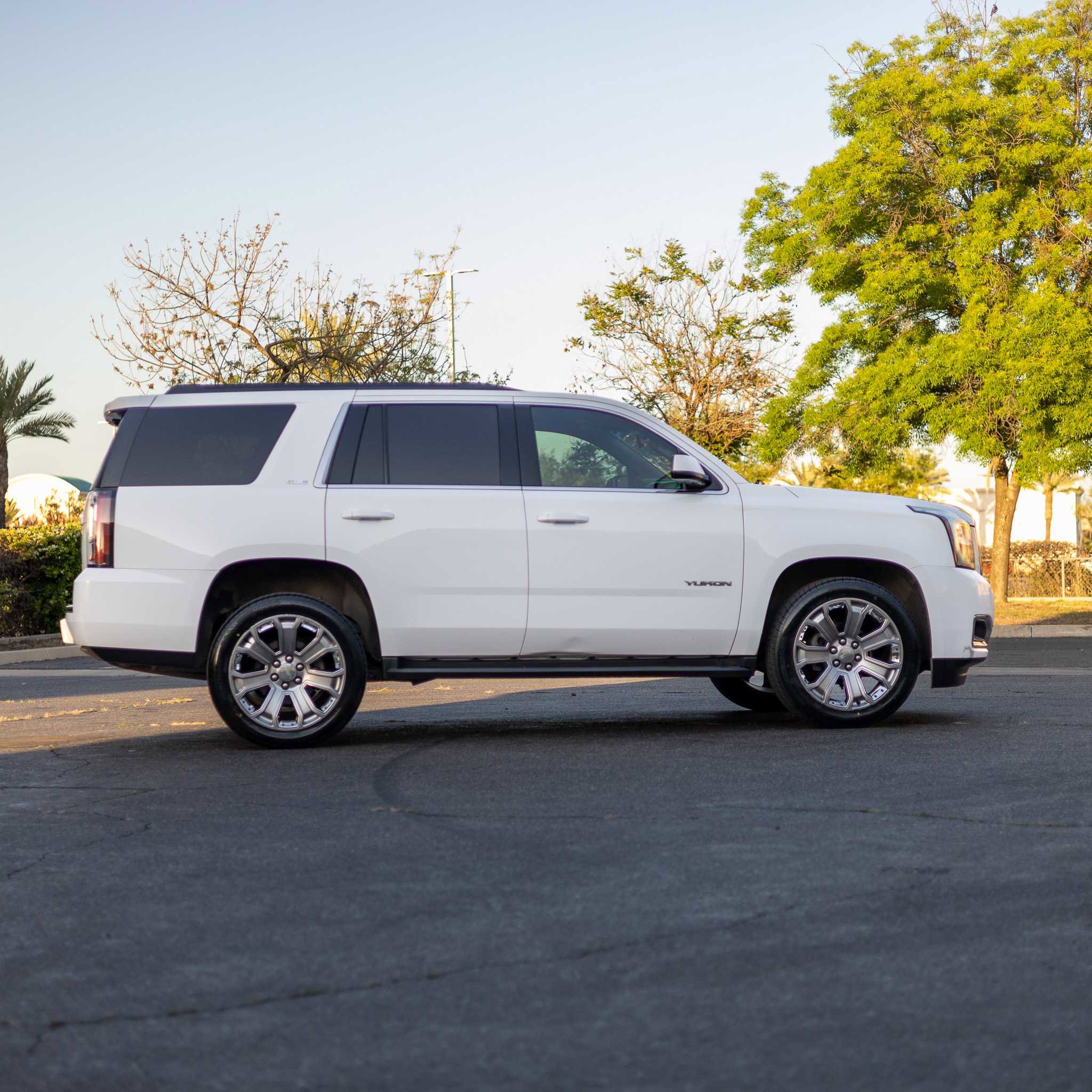 Used 2016 GMC Yukon SLE w/ Convenience Package image 8