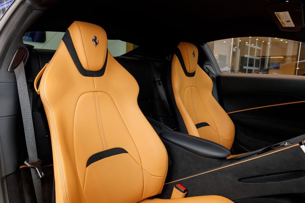 Used 2024 Ferrari Roma RWD image 13