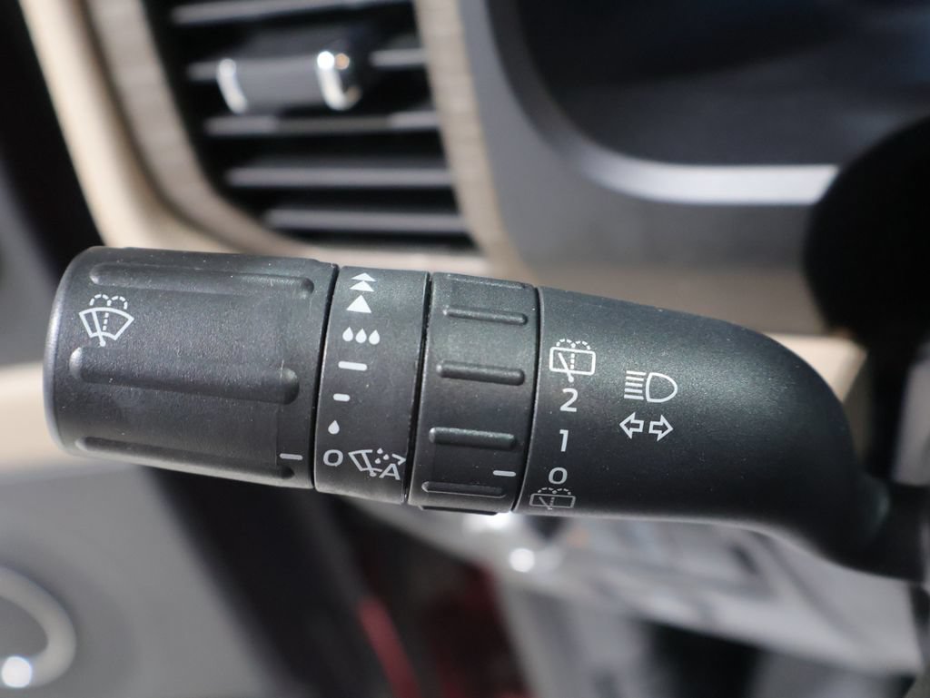 Used 2022 Ford Expedition Limited AWD/4WD image 40
