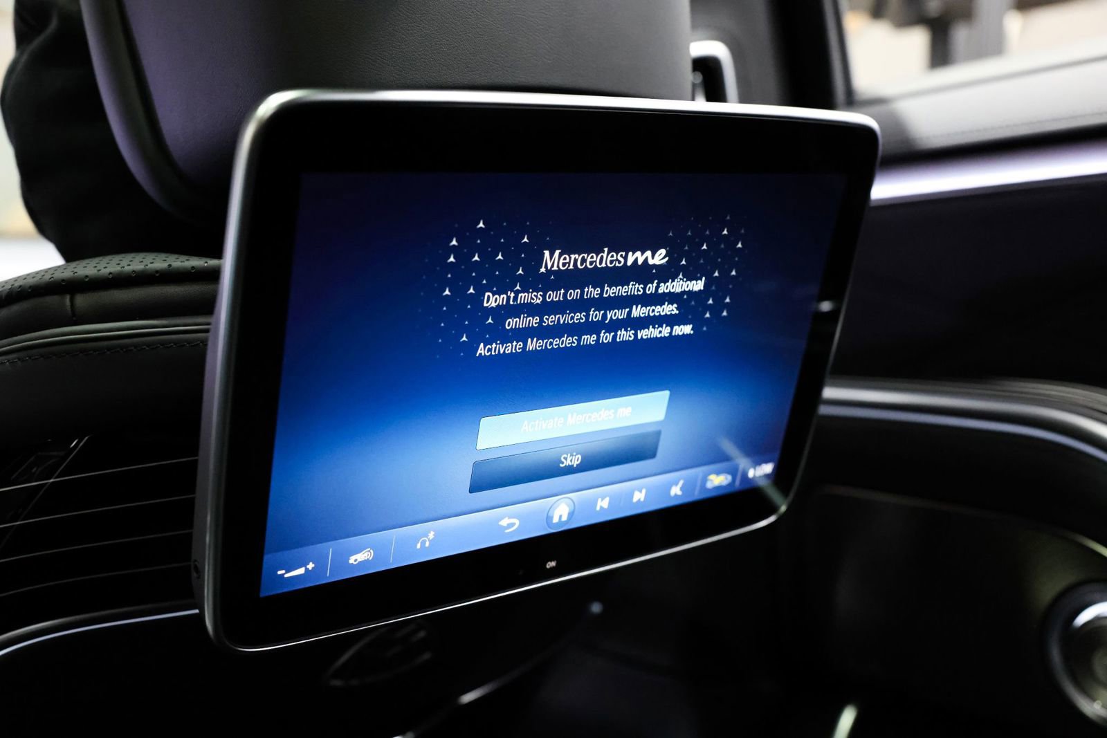 Used 2024 Mercedes-Benz Maybach S 580 4MATIC image 40