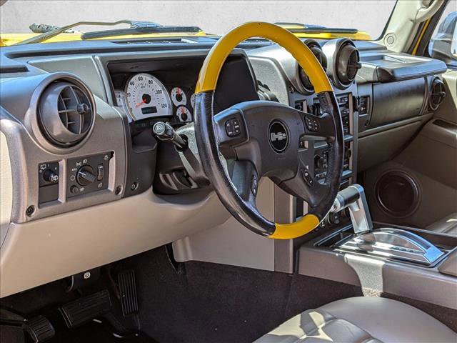 Used 2004 HUMMER H2 w/ Preferred Equipment Group AWD/4WD image 10