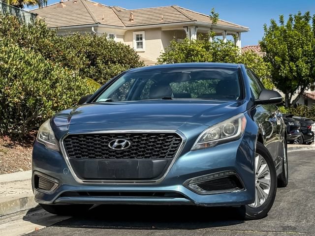 Used 2016 Hyundai Sonata SE FWD image 3