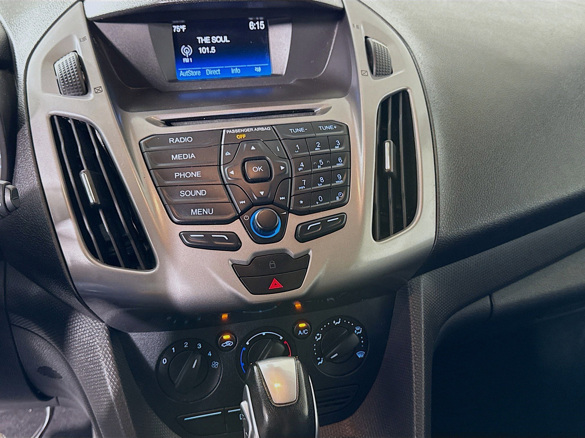 Used 2016 Ford Transit Connect XLT image 18